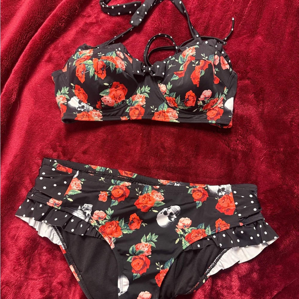 Floral Polka Dot Bikini Set - Black with Red Roses/Skulls